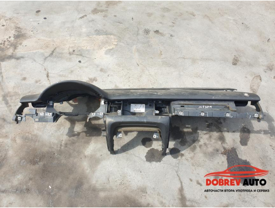 Арматурно табло за Audi A8 D3 4.2 FSI Long Арматурно табло за Audi A8 D3 4.2 FSI Long