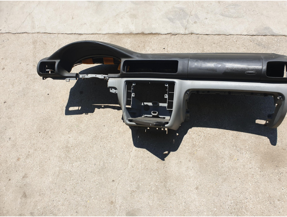 Арматурно табло за VW Passat B5 1.8 T комби