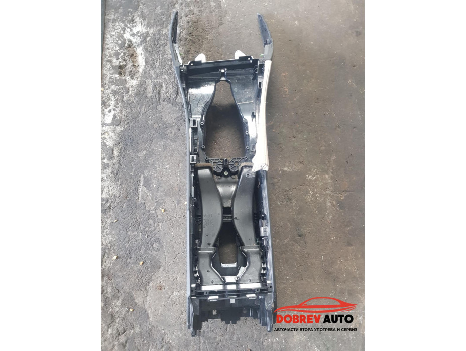 Барче (десен волан) за BMW F10 520d Sedan