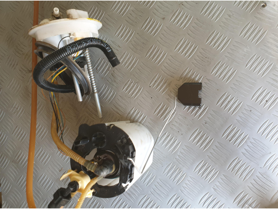 Бензинова помпа за VW Passat CC 2.0TSI