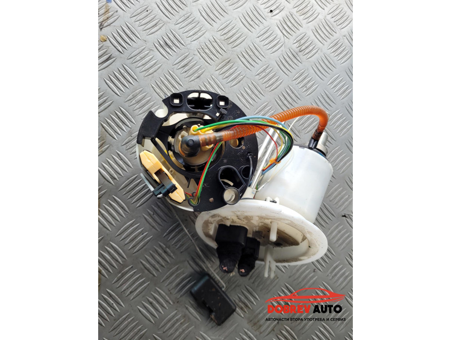 Бензинова помпа (подкачваща) за Audi A5 8T Бензинова помпа (подкачваща) за Audi A5 8T