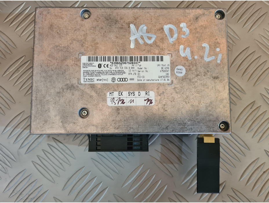 Блутут модул за Audi A8 D3 4.2i Блутут модул за Audi A8 D3 4.2i