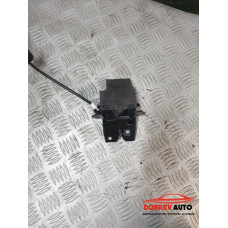 Брава за заден капак за Mercedes CLS 500 W219 Брава за заден капак за Mercedes CLS 500 W219