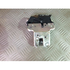 Брава за заден капак за VW Passat CC 2.0TSI Брава за заден капак за VW Passat CC 2.0TSI