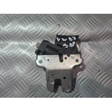 Брава за заден капак за Фолксваген Пасат Б7 / VW Passat B7 2.0 TDI Брава за заден капак за Фолксваген Пасат Б7 / VW Passat B7 2.0 TDI