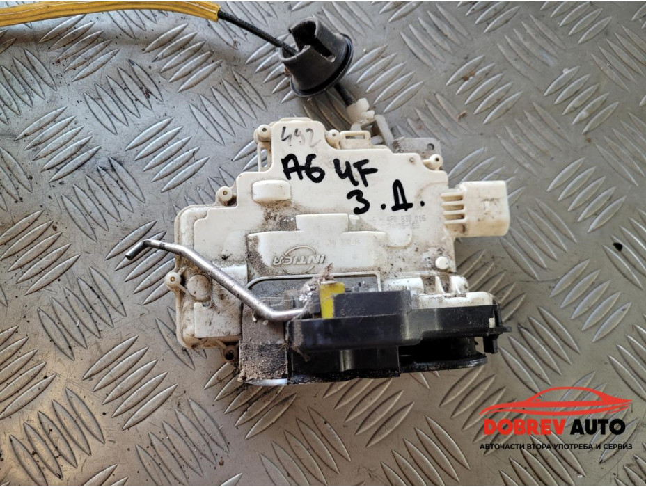 Брава (задна дясна) за Audi A6 C6 (4F) комби Брава (задна дясна) за Audi A6 C6 (4F) комби