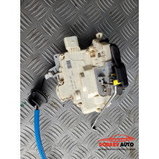 Брава (задна дясна - обикновена) за Audi A8 D3 Брава (задна дясна - обикновена) за Audi A8 D3