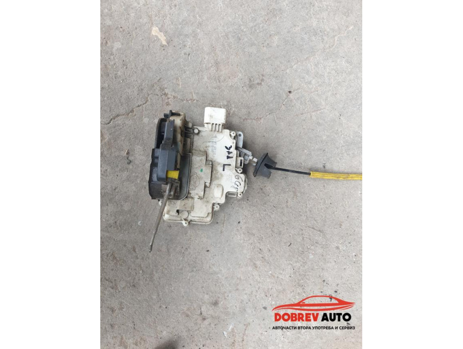 Брава (задна лява - бяла) за Audi A6 C6 (4F)