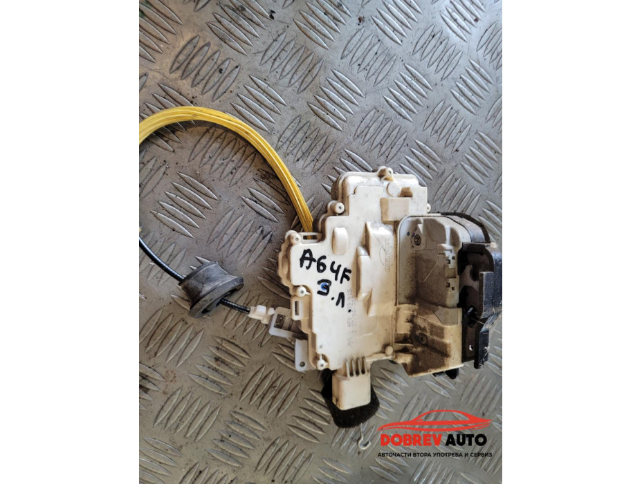 Брава (задна лява) за Audi A6 C6 (4F) 4.2i седан