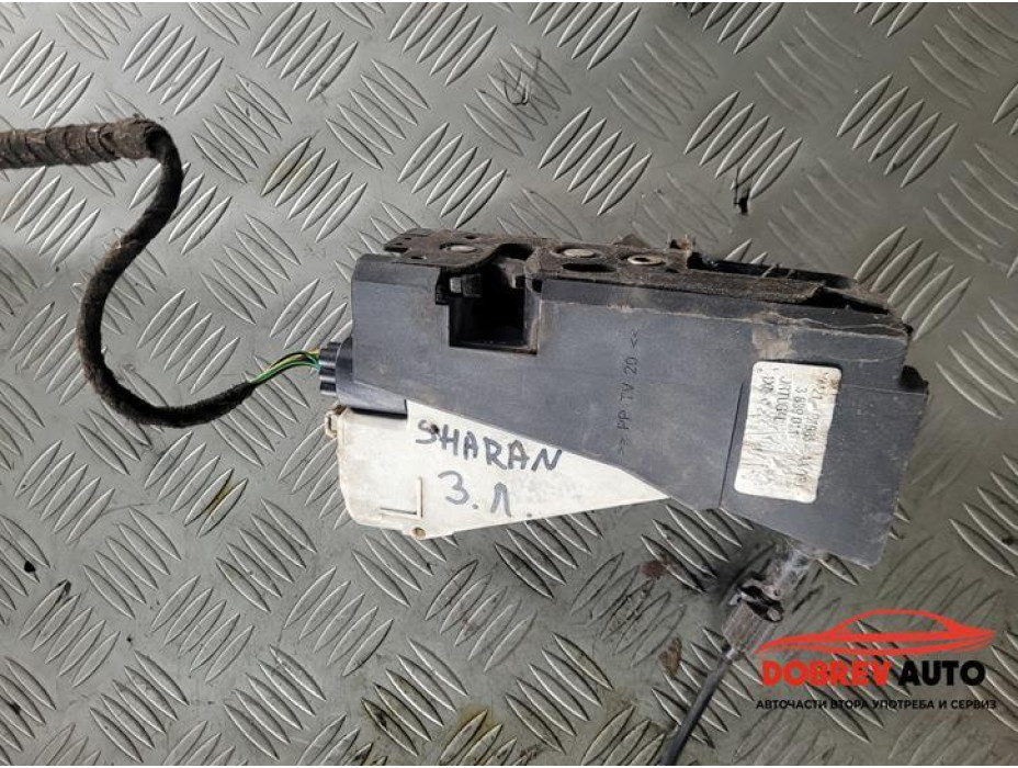 Брава (задна лява) за VW Sharan