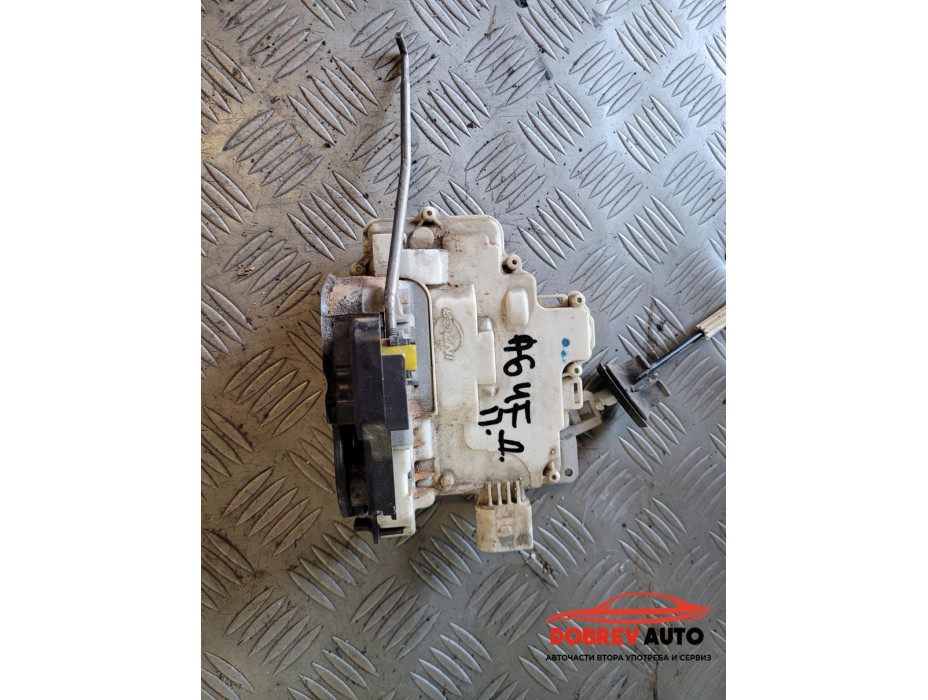 Брава (предна дясна) за Audi A6 C6 (4F) 3.2 FSI