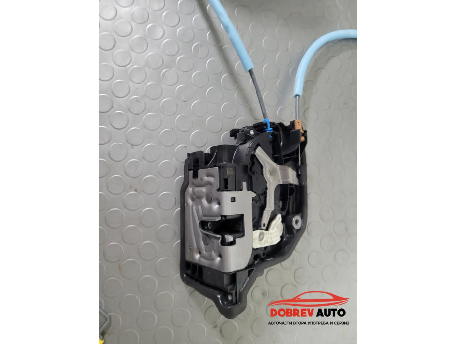 Брава (предна дясна) за BMW X3 G01