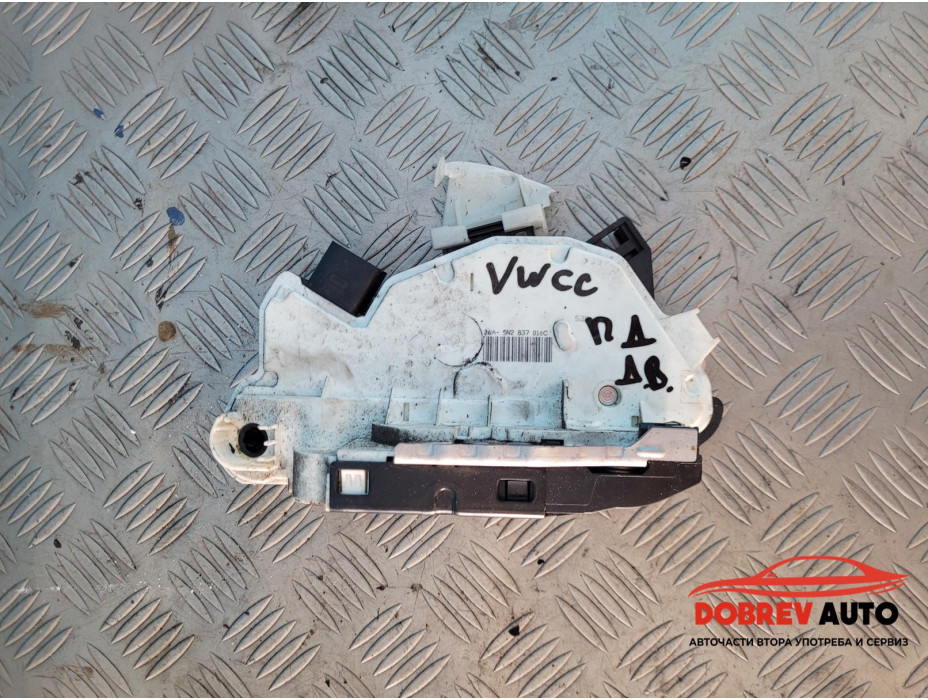 Брава (предна дясна) за VW CC 2.0 TDI десен волан