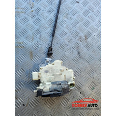 Брава (предна лява - десен волан) за VW Passat B7 Брава (предна лява - десен волан) за VW Passat B7