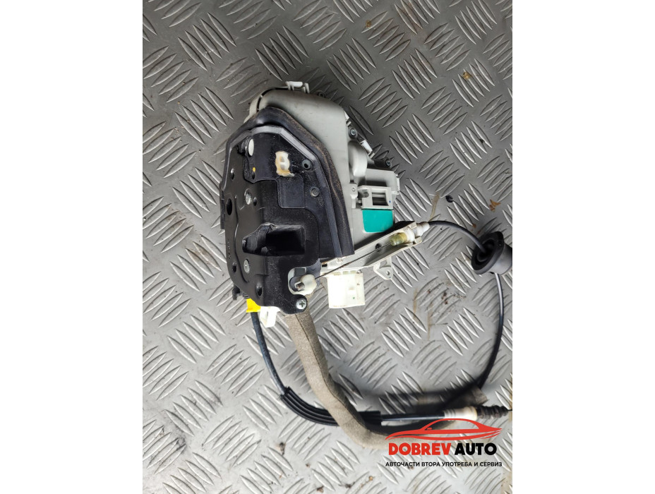 Брава (предна лява) за Audi A5 8T