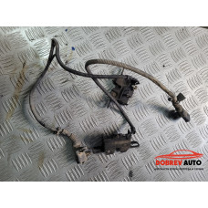 Брави (преден капак) за Audi A8 D3 4.2 FSI Брави (преден капак) за Audi A8 D3 4.2 FSI