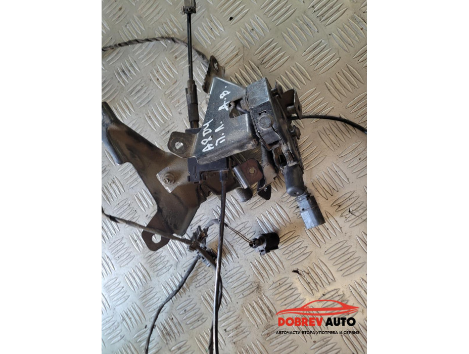 Брави (преден капак) за Audi A8 D4 3.0 TDI