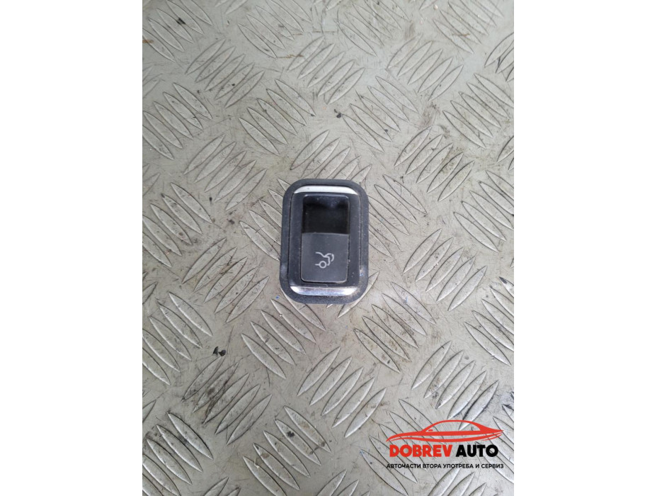 Бутон багажник за Mercedes CLS W218