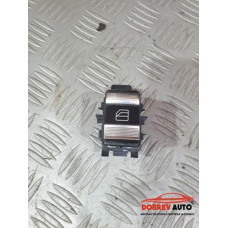 Бутон ел. стъкло за Mercedes S 500 Long W221 Бутон ел. стъкло за Mercedes S 500 Long W221