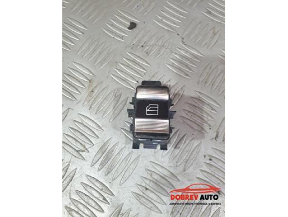 Бутон ел. стъкло за Mercedes S 500 Long W221 Бутон ел. стъкло за Mercedes S 500 Long W221