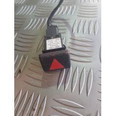 Бутон за аварийни светлини за Audi A4 B6 Бутон за аварийни светлини за Audi A4 B6