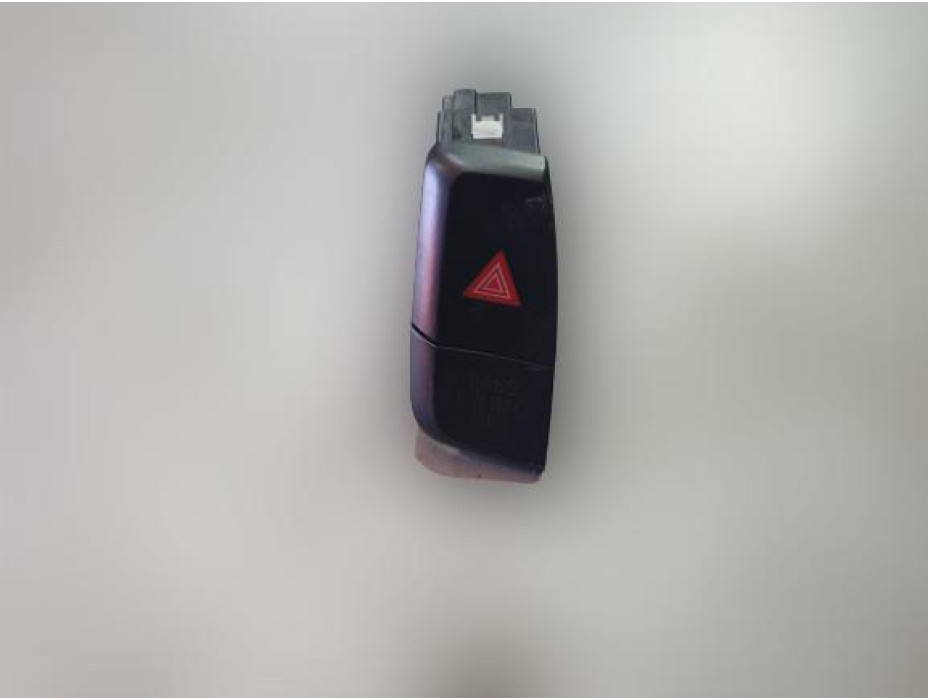 Бутон за аварийни светлини за Ауди А5 8Т 2.7TDI Бутон за аварийни светлини за Ауди А5 8Т 2.7TDI