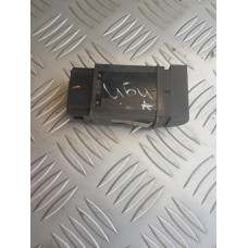 Бутон за заден подгрев за Seat Ibiza 6K Бутон за заден подгрев за Seat Ibiza 6K