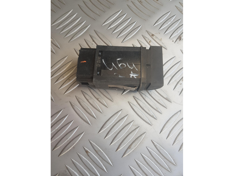 Бутон за заден подгрев за Seat Ibiza 6K