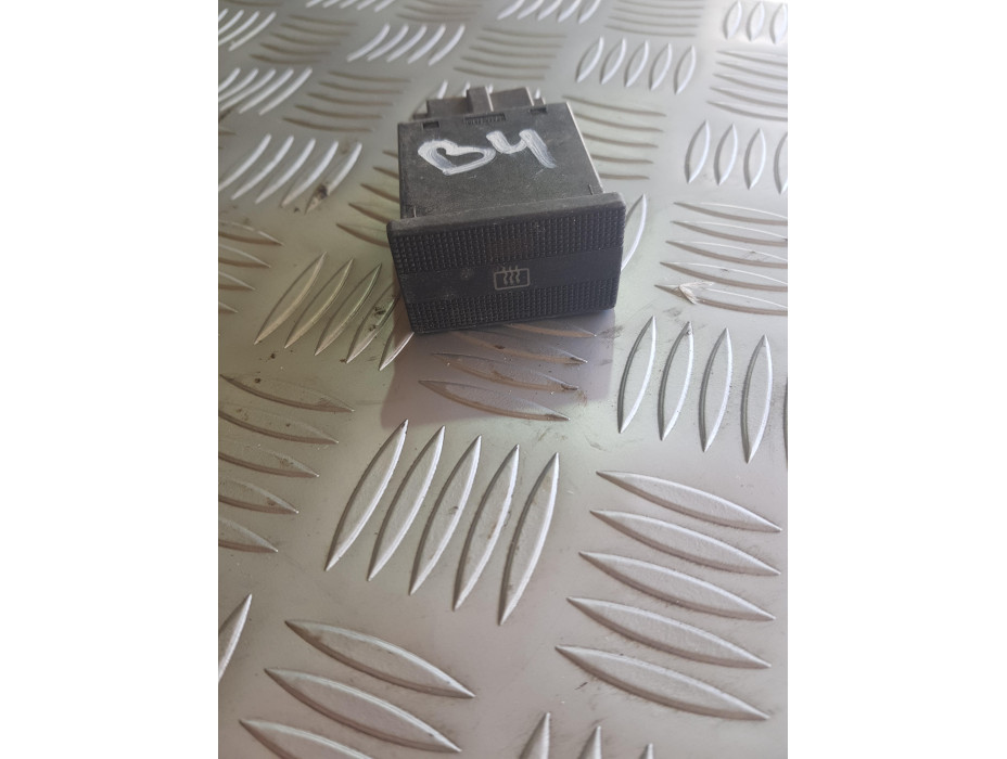 Бутон за заден подгрев за Volkswagen Passat B4 Бутон за заден подгрев за Volkswagen Passat B4