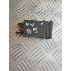 Бутон за заден подгрев за Volkswagen Passat B5 Бутон за заден подгрев за Volkswagen Passat B5