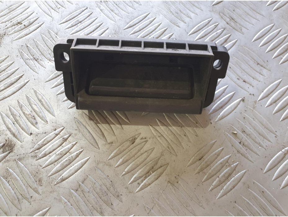Бутон за отваряне на багажник за Mercedes S 320 W221