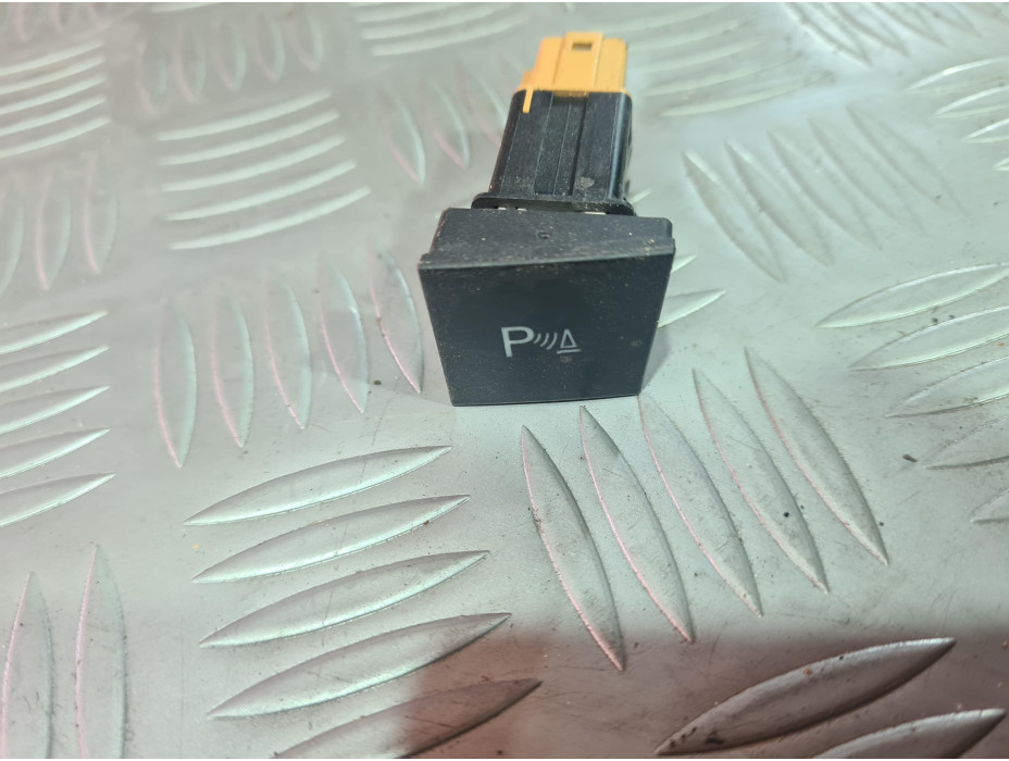 Бутон за парктроник за VW Passat B6 ВМР