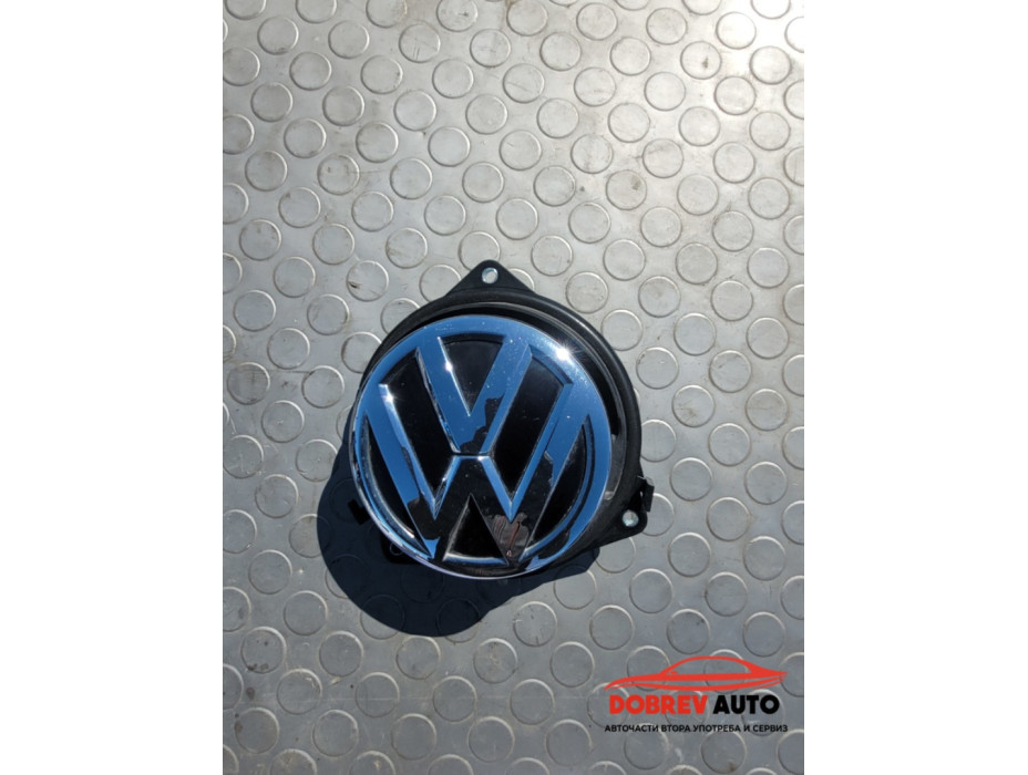 Бутон заден капак за VW Passat B8