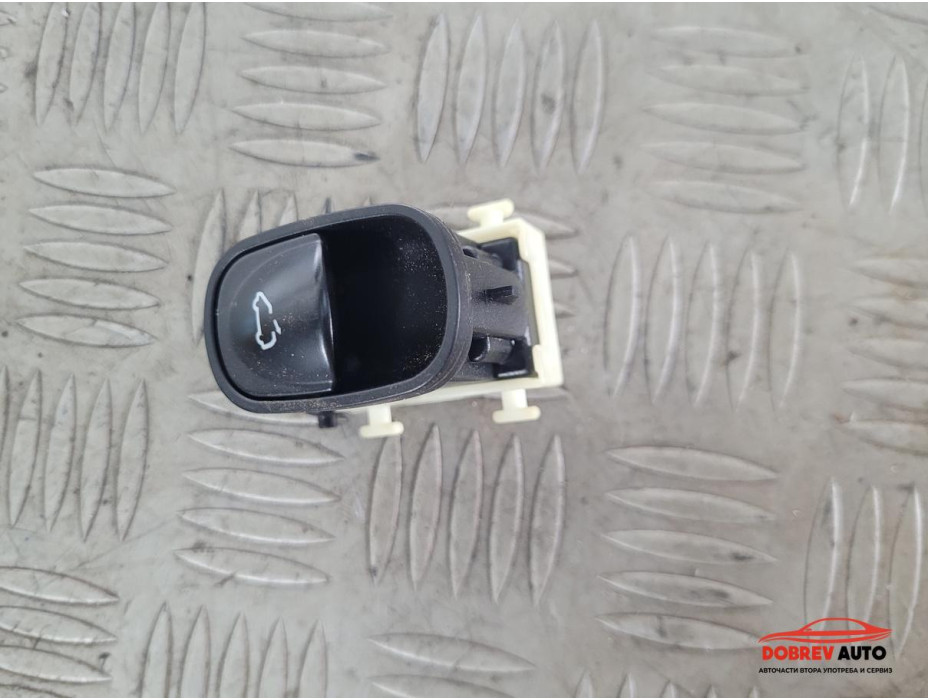 Бутон панорама за Mercedes Viano W639 Бутон панорама за Mercedes Viano W639