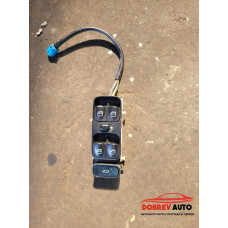 Бутони ел. стъкла за Mercedes C Class W203 Бутони ел. стъкла за Mercedes C Class W203