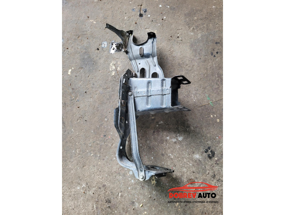 Буфер (преден десен) за Mercedes C Class W203 Буфер (преден десен) за Mercedes C Class W203