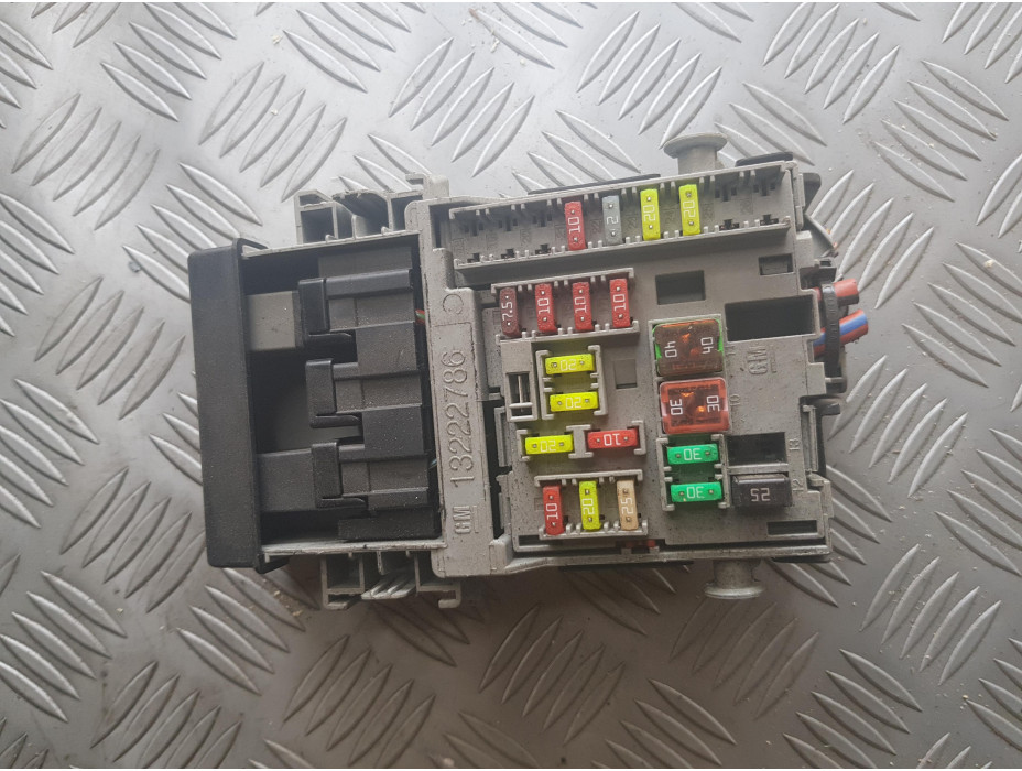 Бушонно табло за Opel Insignia 2.0CDTI 160hp Бушонно табло за Opel Insignia 2.0CDTI 160hp