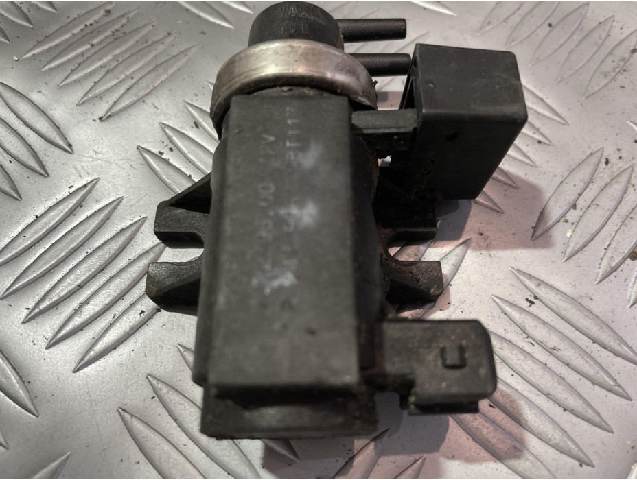 Вакуум за BMW 320D E46 136кс