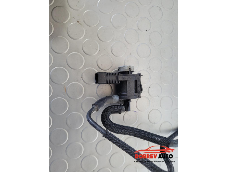 Вакуум клапан (2) за Audi Q8 5.0 TDI Вакуум клапан (2) за Audi Q8 5.0 TDI