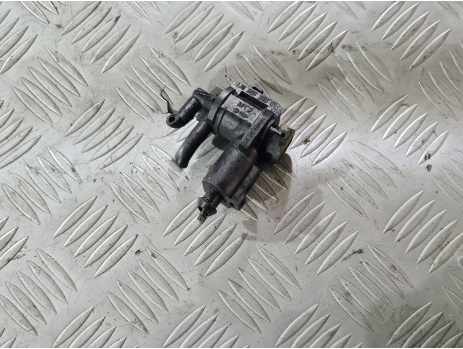 Вакуум клапан за VW Passat B6 2.0 TDI ВМР