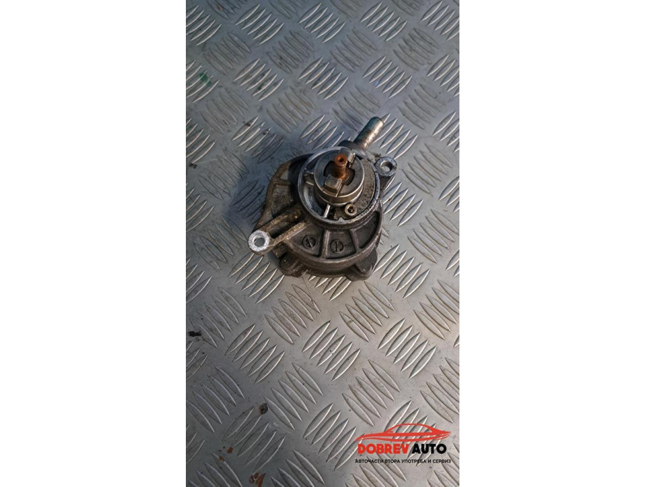 Вакуум помпа за Mercedes Vito W639 Вакуум помпа за Mercedes Vito W639