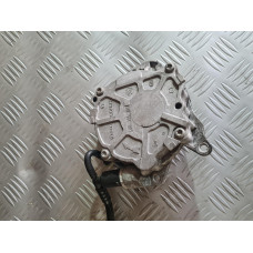 Вакуум помпа за Volkswagen Passat B7 2.0TDI 140кс Вакуум помпа за Volkswagen Passat B7 2.0TDI 140кс