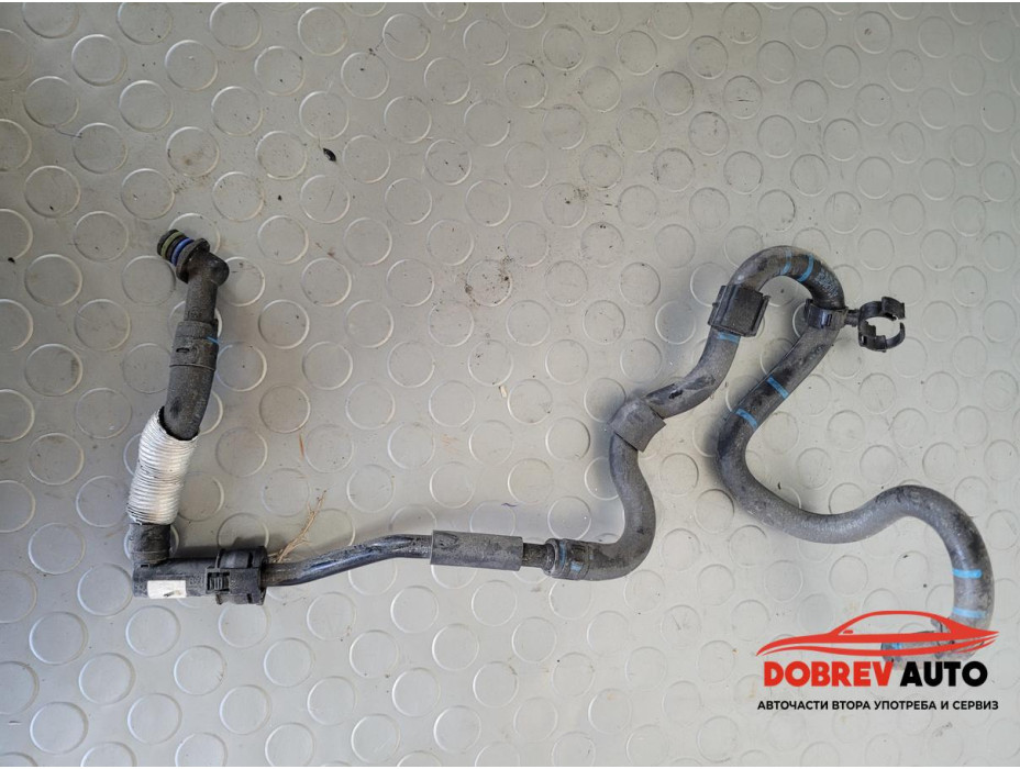 Воден маркуч (2) за Audi Q8 5.0 TDI