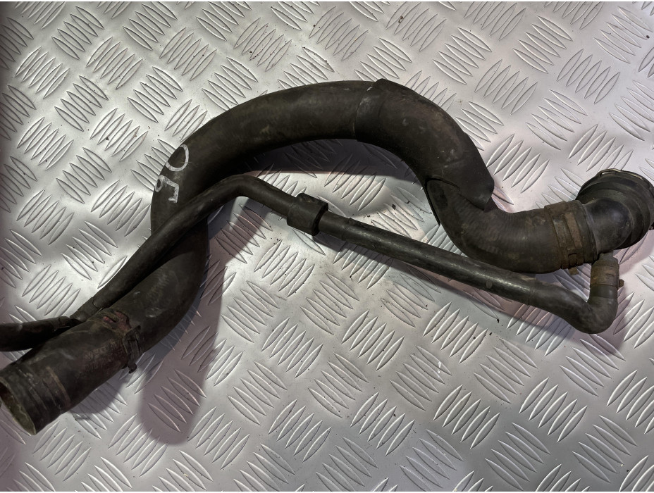 Воден маркуч за Audi A3 8P 2.0TDI - 90 Воден маркуч за Audi A3 8P 2.0TDI - 90