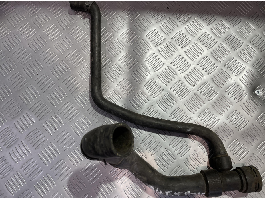 Воден маркуч за Audi A4 B5 - 6