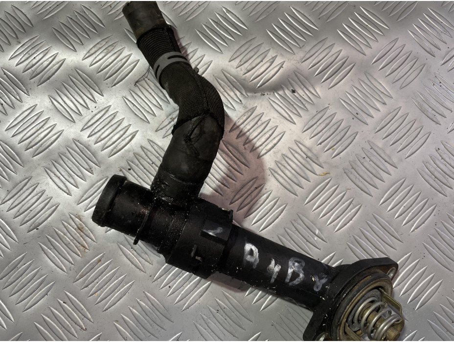 Воден маркуч за Audi A4 B8 2.0TDI - 121