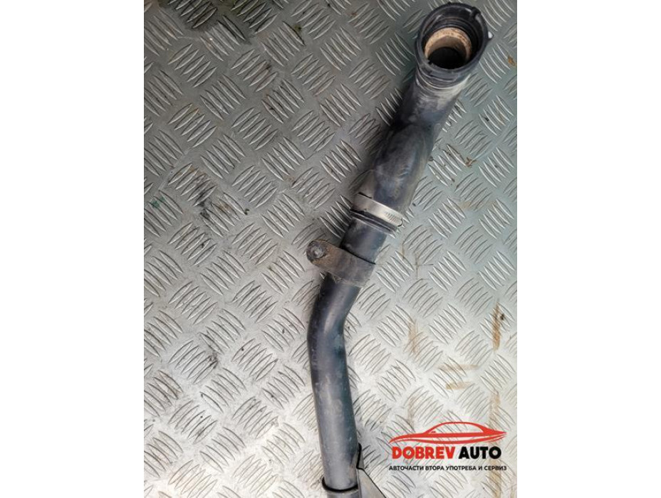 Воден маркуч за Audi A8 D3 6.0 W12 Воден маркуч за Audi A8 D3 6.0 W12