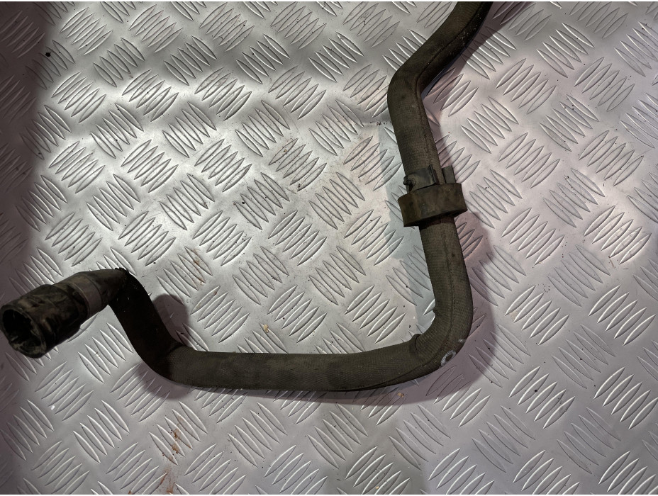 Воден маркуч за Audi A8 D3 - 81