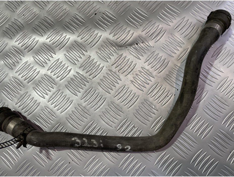 Воден маркуч за BMW 323i - 92