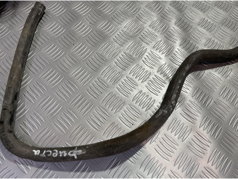 Воден маркуч за Ford Fiesta MK4 1.6 16V - 8 Воден маркуч за Ford Fiesta MK4 1.6 16V - 8